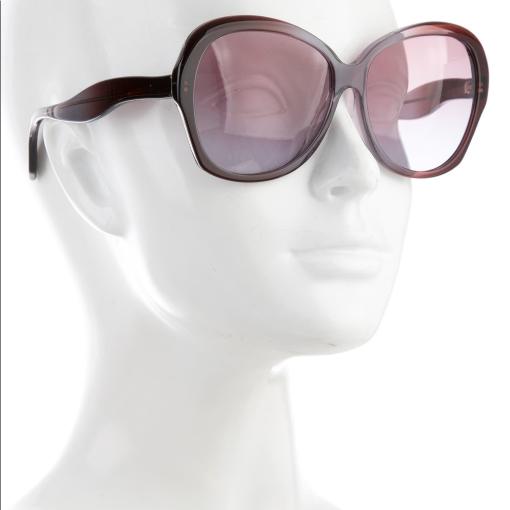 Victoria Beckham Oversized 70’s Vintage Sunglasses